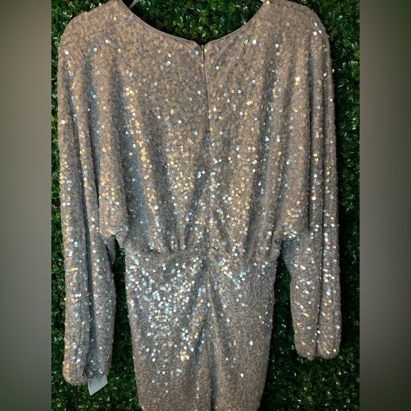 PULL & BEAR Sequins cocktail Dress - Picture 8 of 8